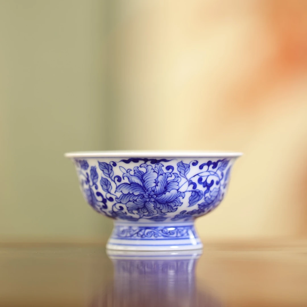 九段烧-妙手青花-缠枝高脚杯-陶瓷主人杯手绘全手工手绘有差异