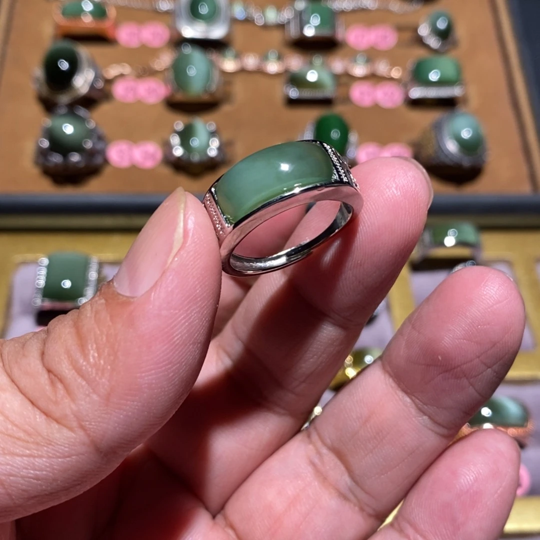 和田玉（碧玉）戒指合金
