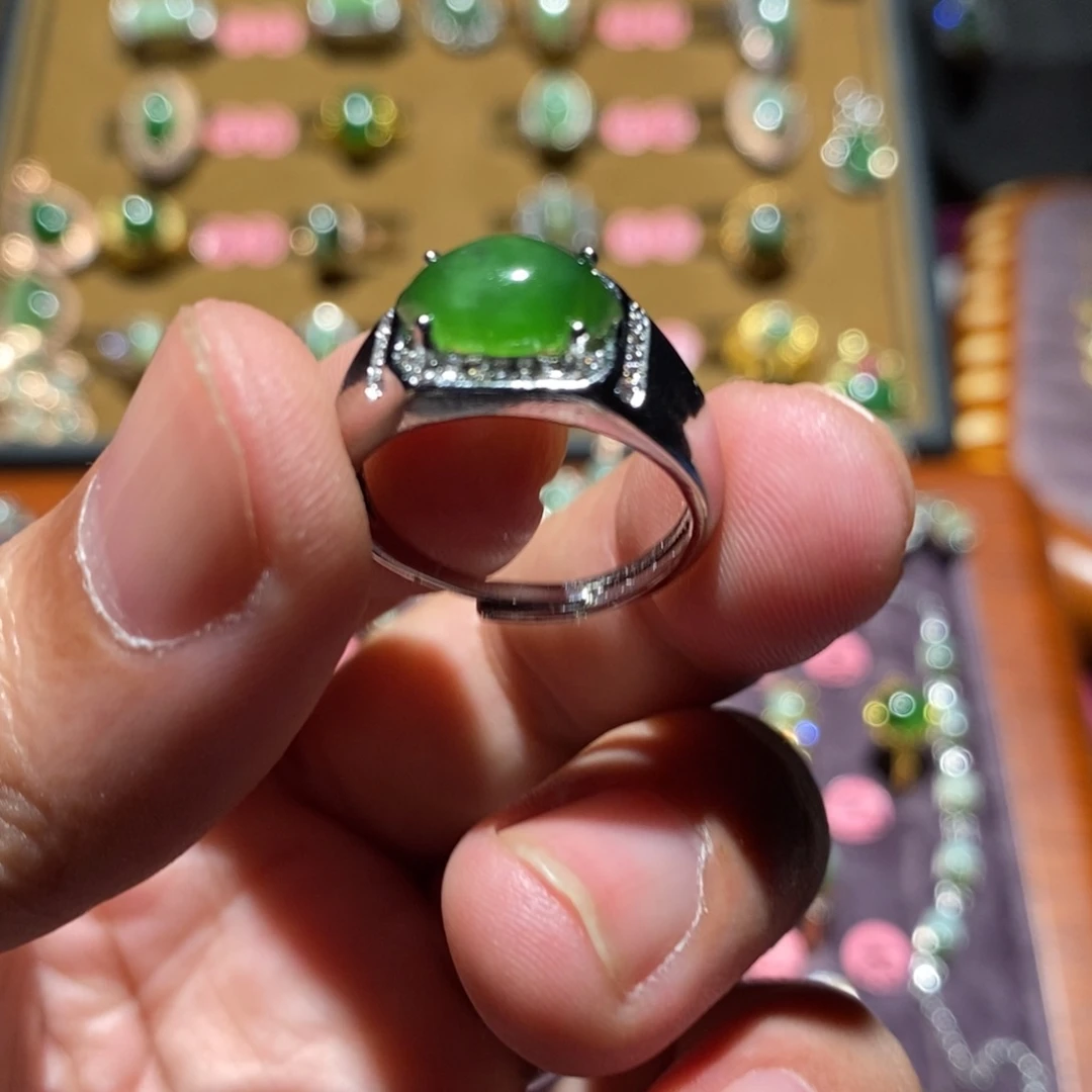 和田玉（碧玉）戒指合金