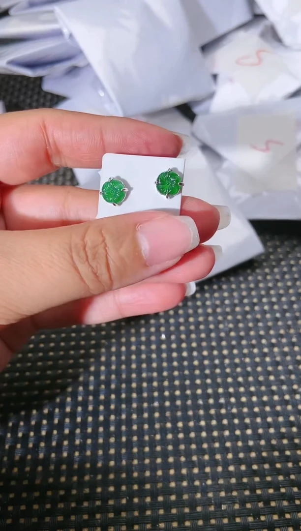 【闪购商品】翡翠耳饰银S925镶嵌11111111