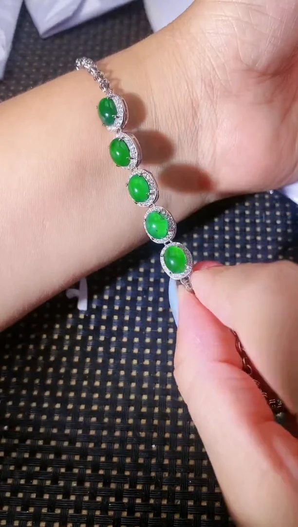 【闪购商品】翡翠手链银S925镶嵌555555555
