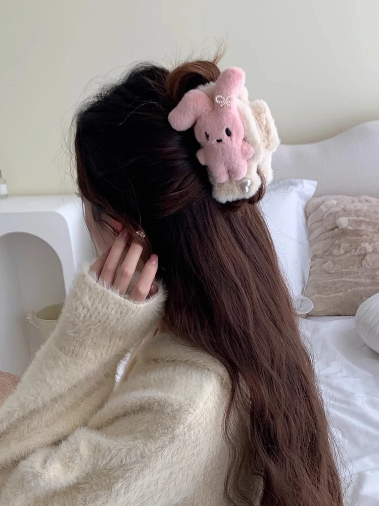 可爱卡通兔子系列发饰甜美少女心立体玩偶抓夹后脑勺盘发鲨鱼夹女