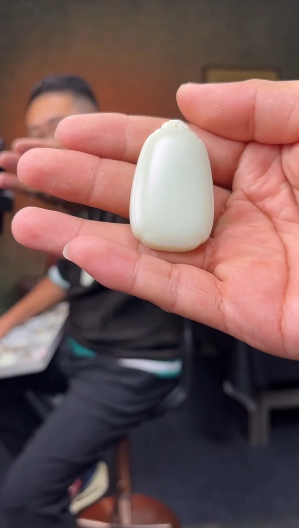 【闪购商品】和田玉吊坠未镶嵌吊坠