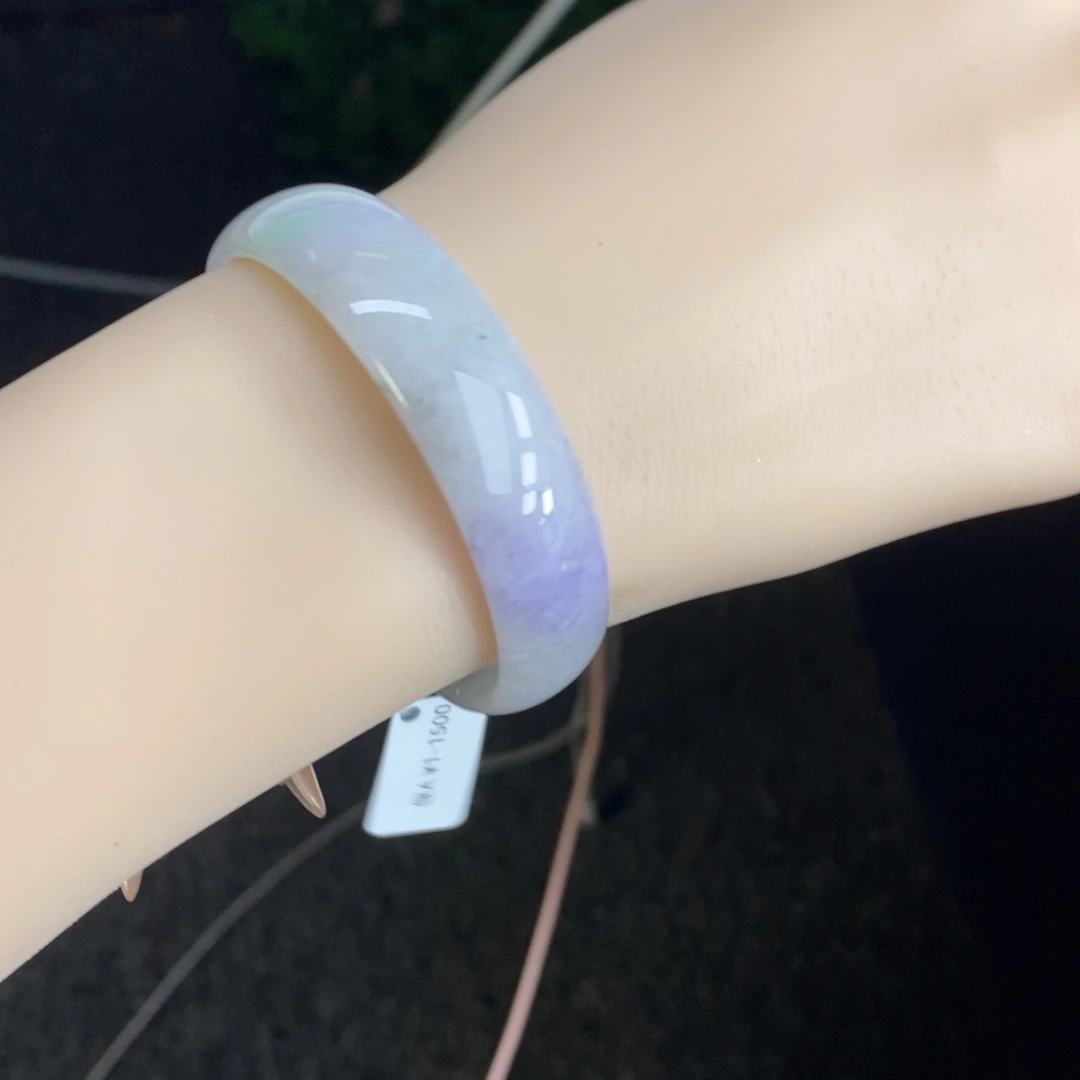 翡翠手镯未镶嵌公主