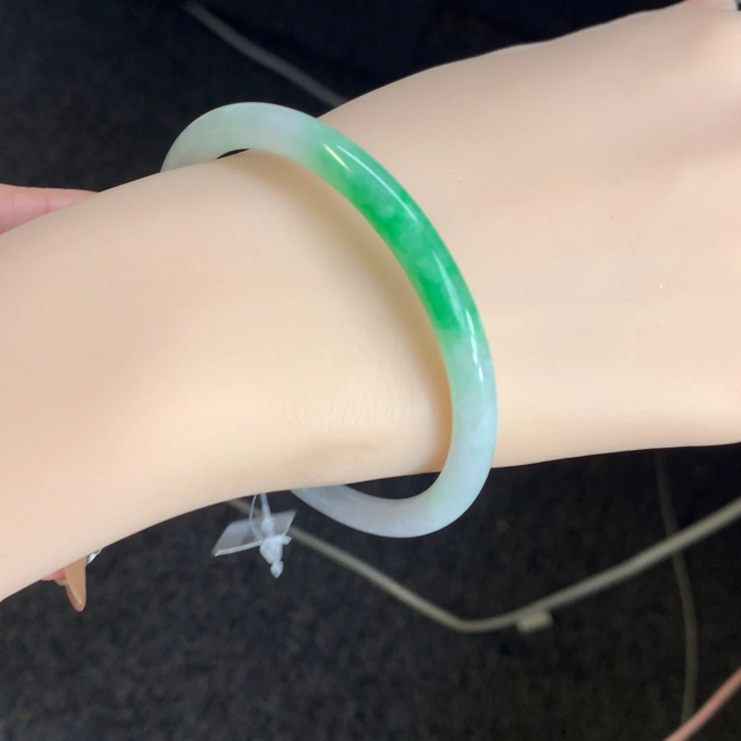 【闪购商品】翡翠手镯未镶嵌细圆