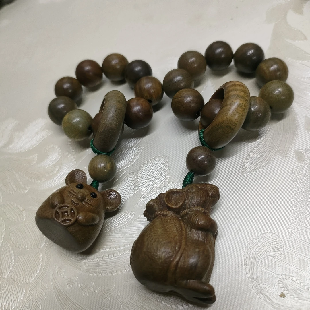 绿檀生肖鼠手捻 鼠钱把玩件 挂件