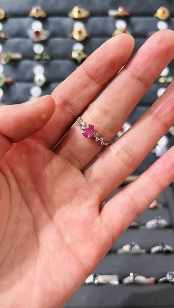 【闪购商品】蓝宝石戒指银S925镶嵌Y28