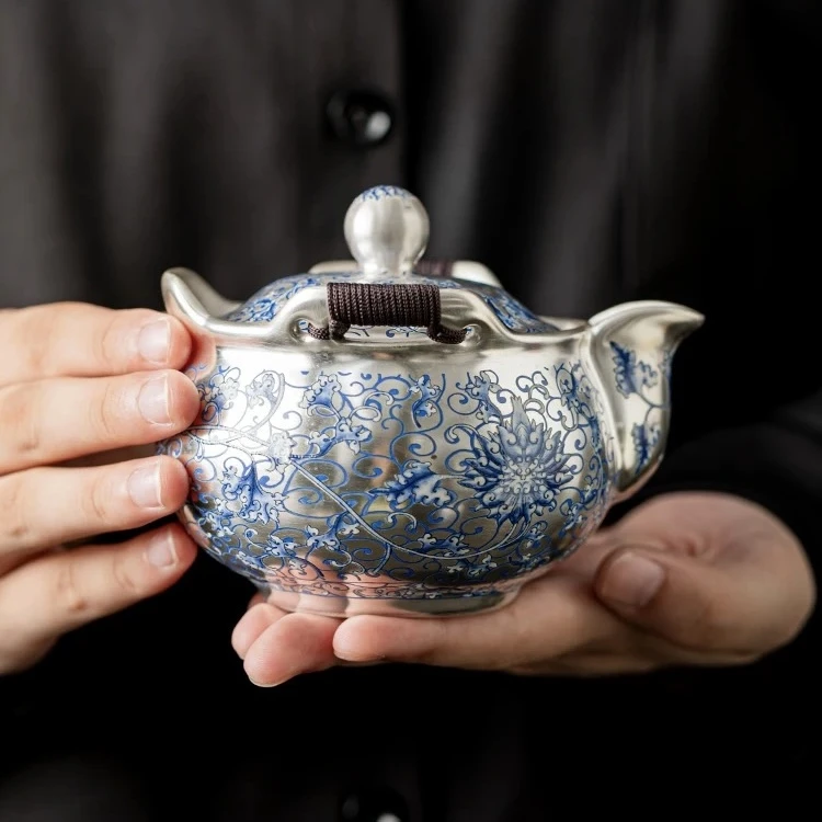 周鸿杰缠枝莲青花鎏银手抓壶高档功夫茶具家用办公配木盒F267