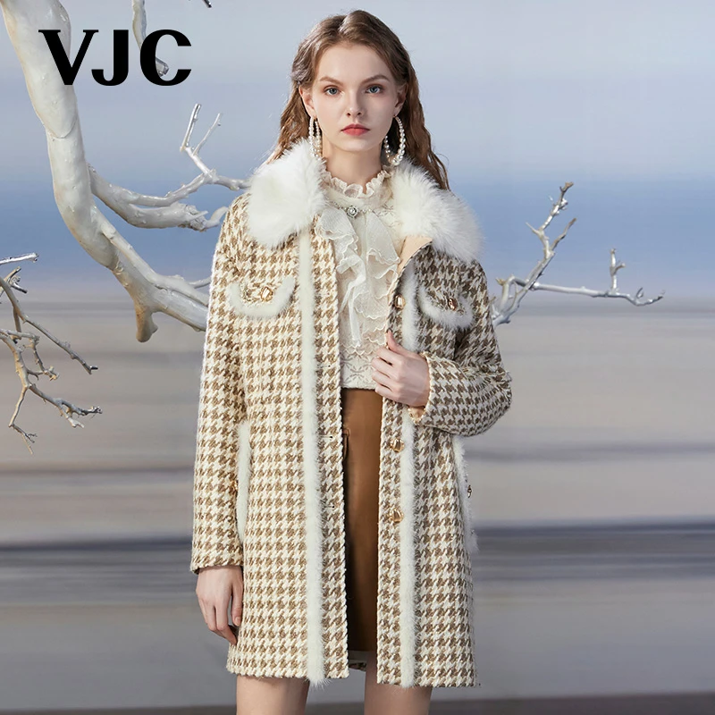 VJC OLIVIA冬新款女装毛绒翻领大衣外套时尚千鸟格长款V23DL1353