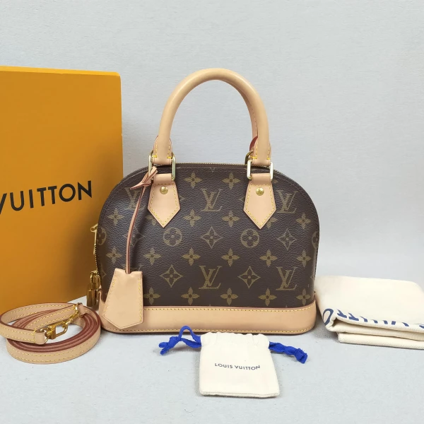 95新 LouisVuitton/路易威登 路易威登/箱包/95新/贝壳bb