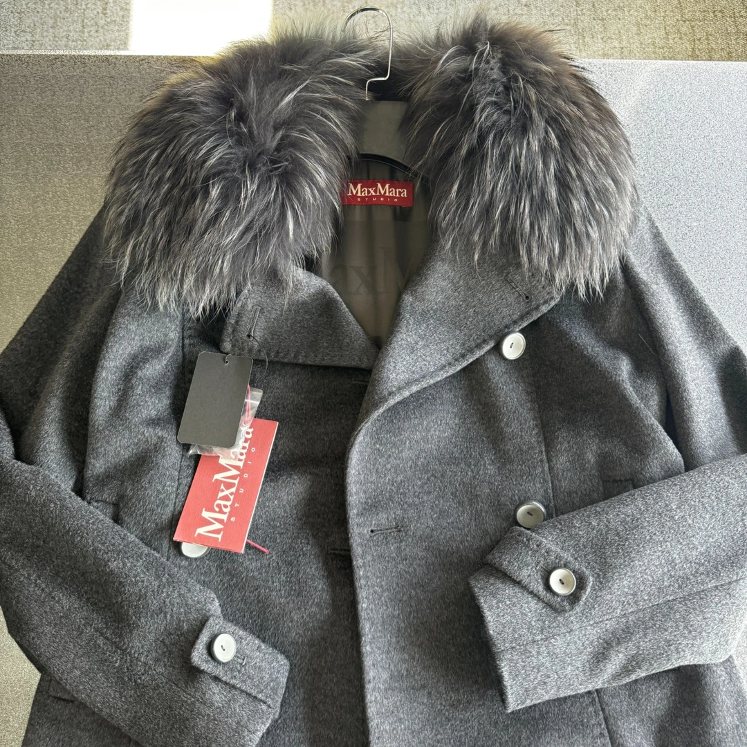 全新未使用 MaxMara MaxMara秋冬短款-bing/吊牌价13000