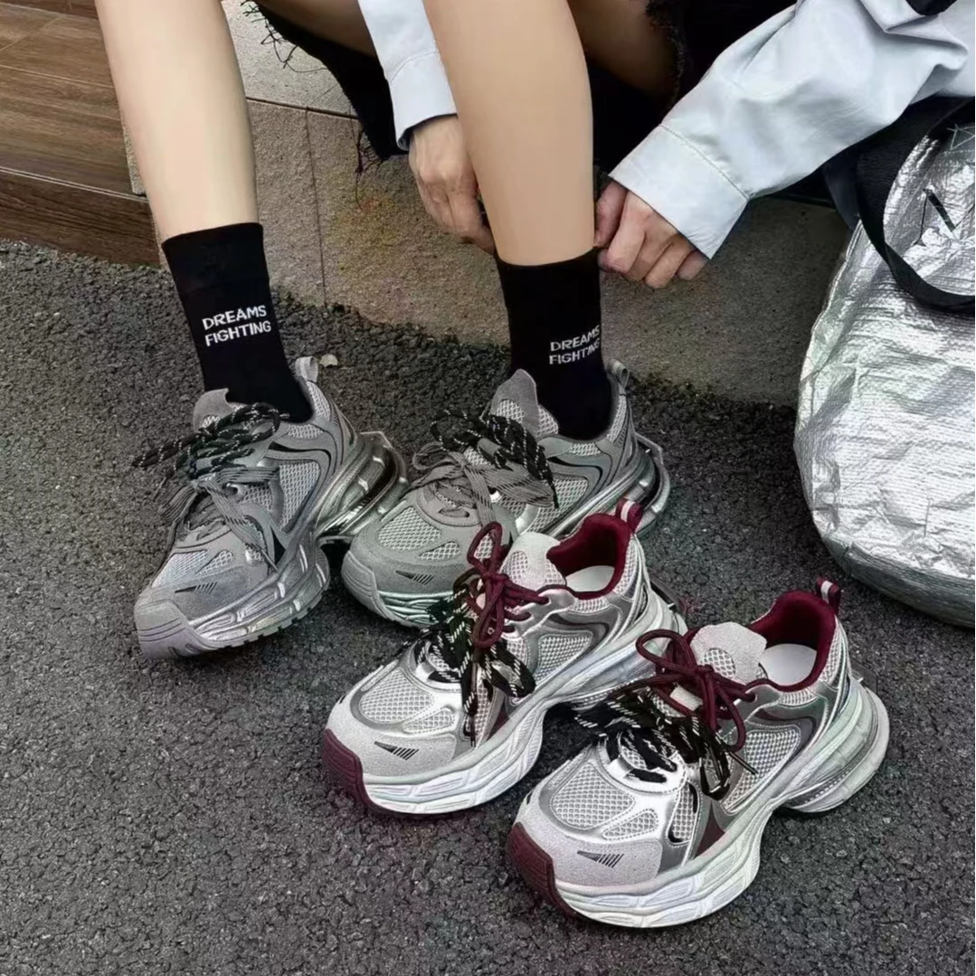 太空秋季新款复古休闲运动敲好看双色老爹鞋