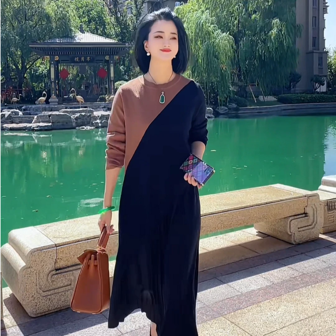 【悦缘精选】新款撞色斜拼接设计针织毛衣➕百褶裙两件套套装气质