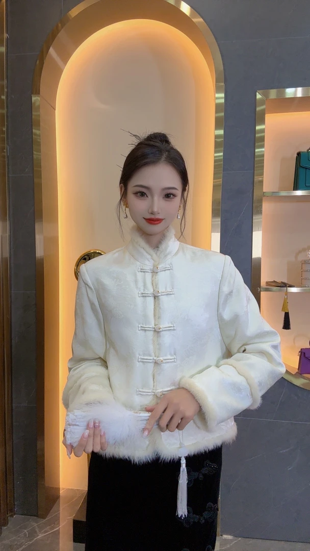 3254新国潮立体刺绣毛毛拼接外套2