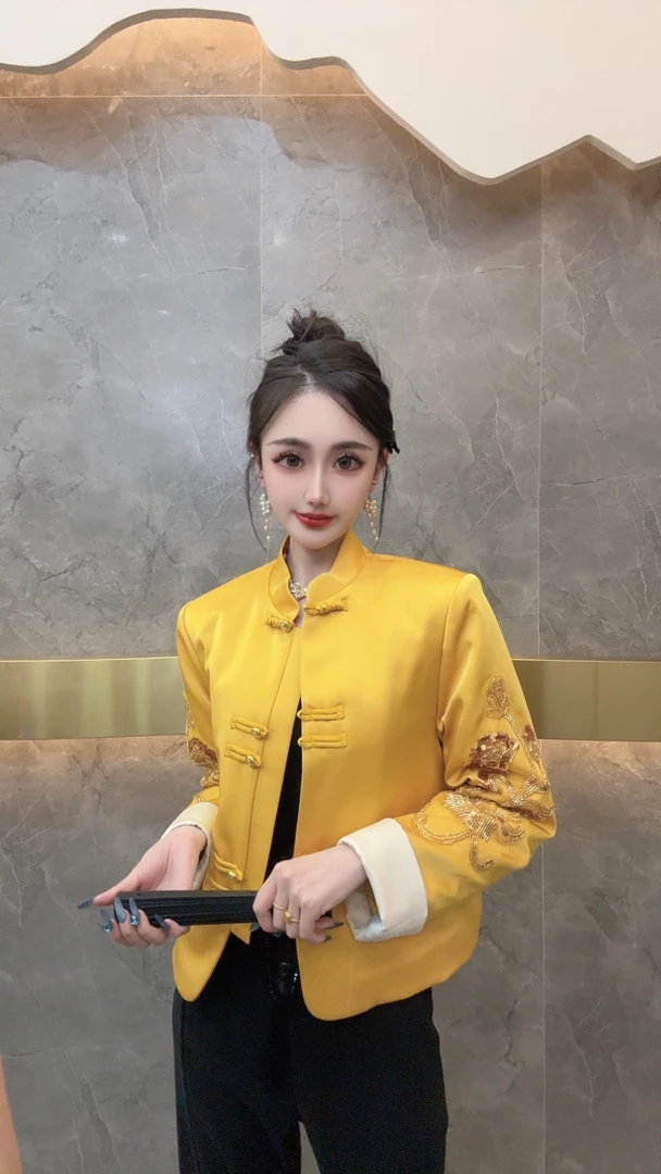 7092新国潮袖子亮片一字扣袖口拼接外套