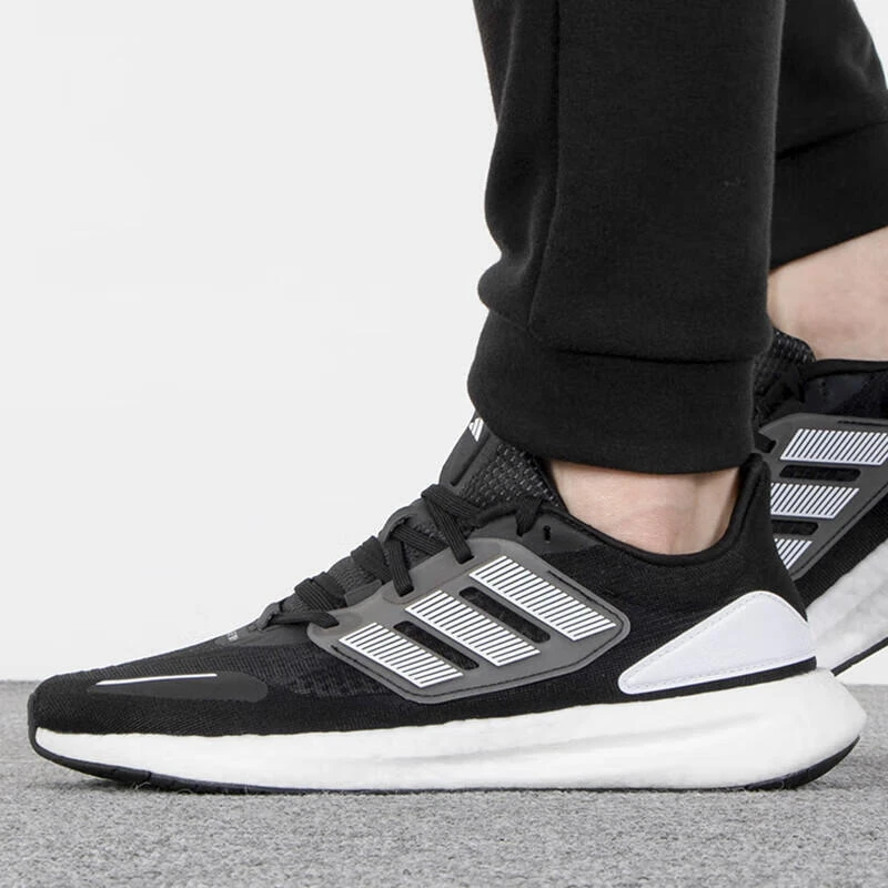 阿迪达斯Adidas男女同款经典日常轻便缓震舒适跑步运动鞋HQ3982