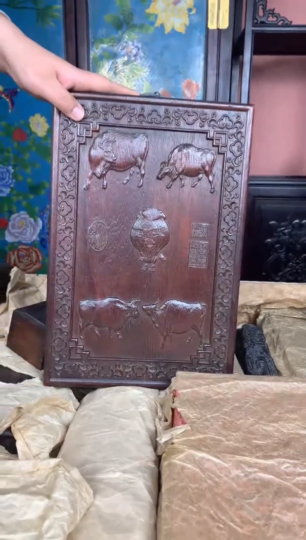 【闪购商品】陶瓷摆件或其他摆件