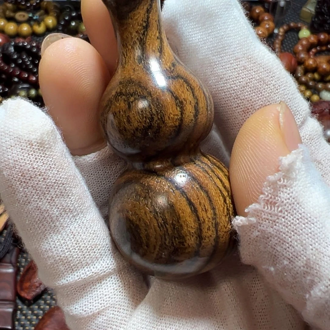 【闪购商品】檀香木把件手把件