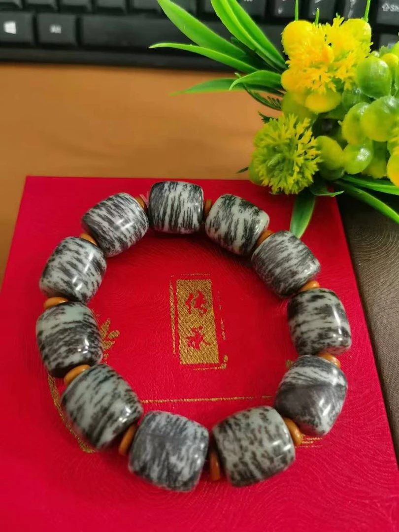 天然和田玉青花手串/