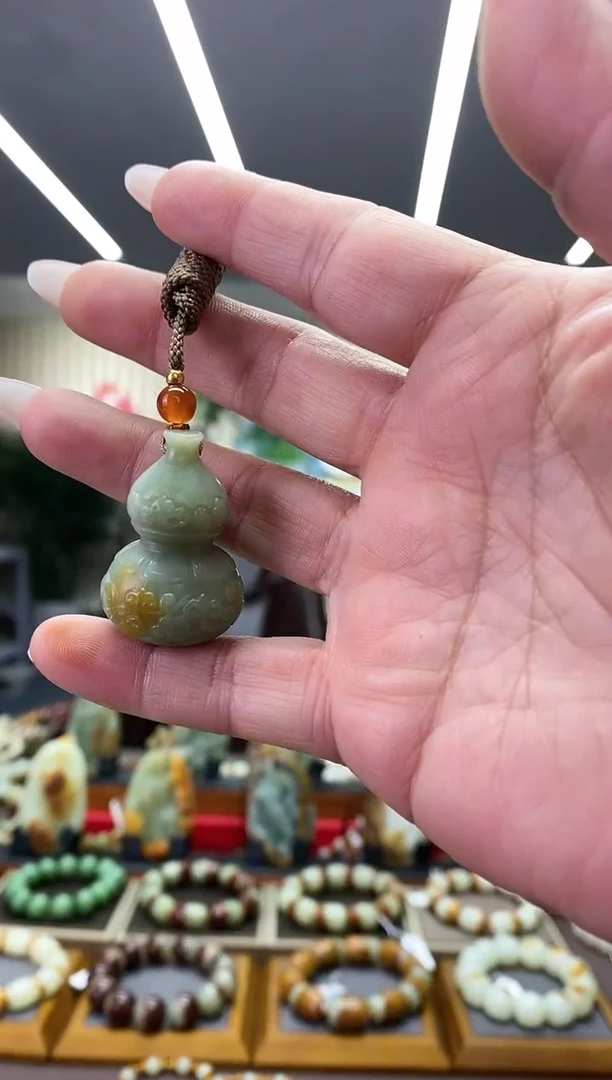 【闪购商品】和田玉吊坠未镶嵌吊坠