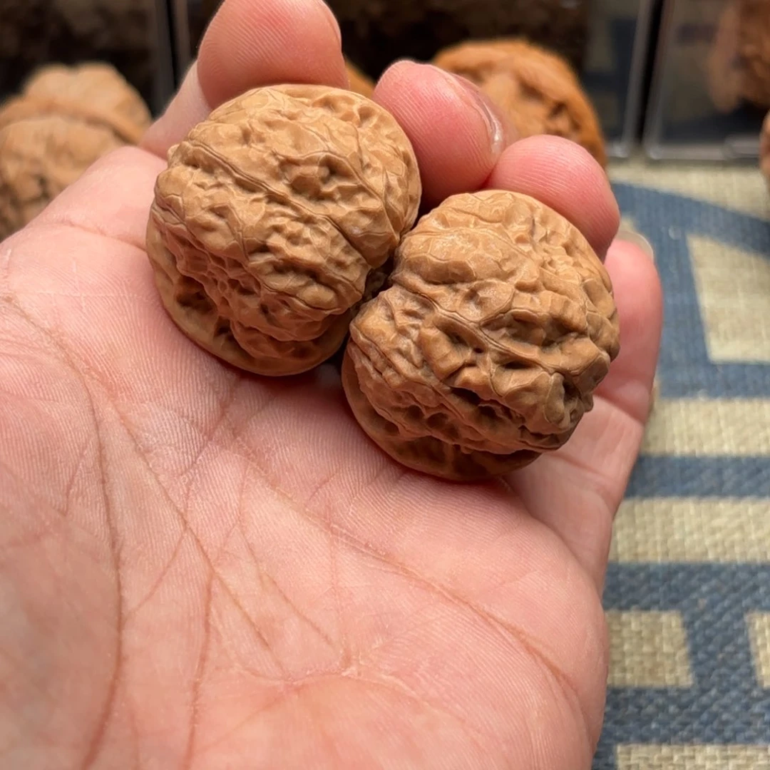 文玩核桃把件蛤蟆头37