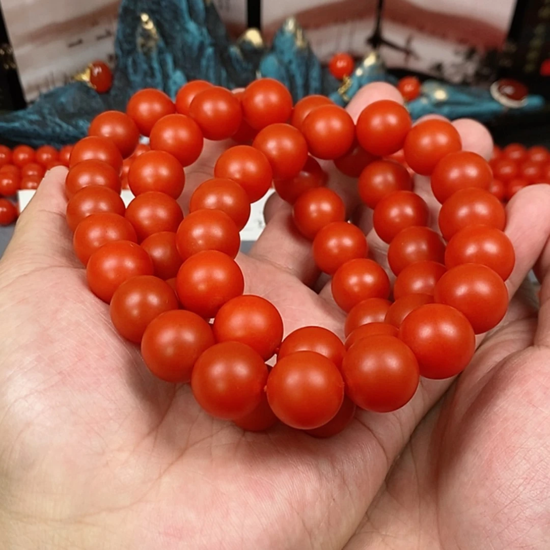 【闪购商品】玛瑙/玉髓保山料手串未镶嵌泰**?