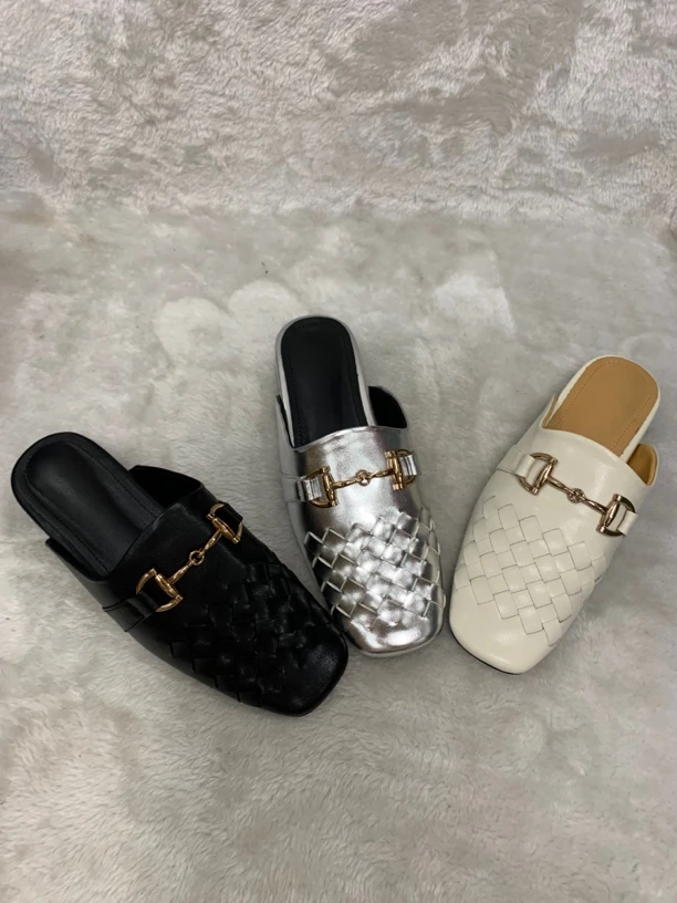 羊皮编织方头小坡跟低跟包头拖鞋夏季百搭时尚银色半拖春季