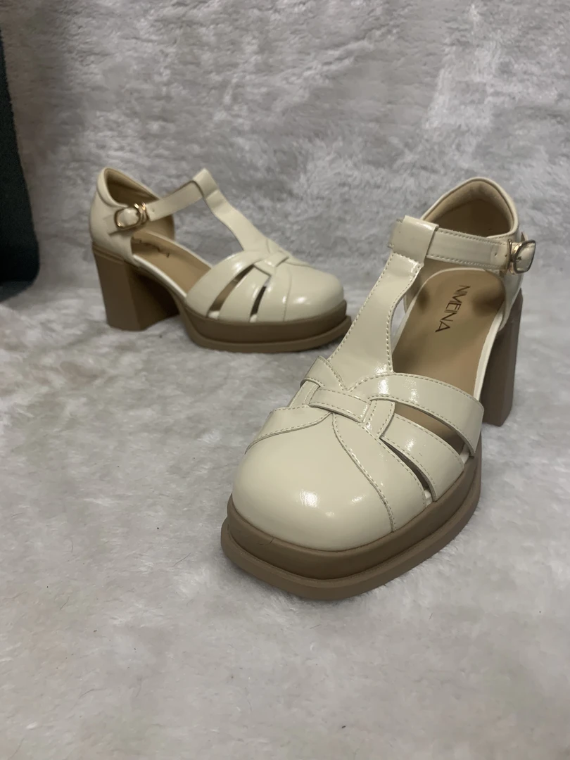 圆头厚底牛皮增高鞋粗跟猪笼鞋玛丽珍黑色编织包头罗马中空凉鞋