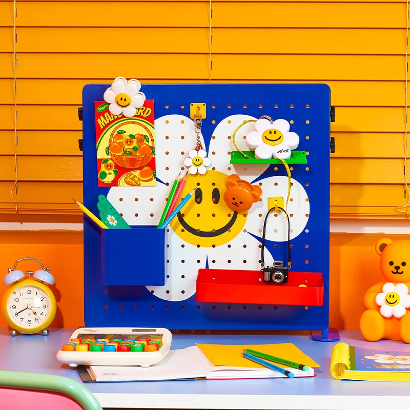 wigglewiggle圆孔洞洞板免打孔工位收纳桌面置物架卡通家用