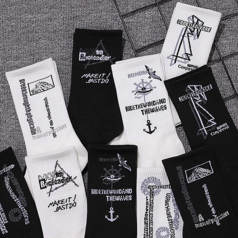 长筒袜子男款ins潮流穿搭高颜值黑白色学生运动秋篮球情侣高筒袜