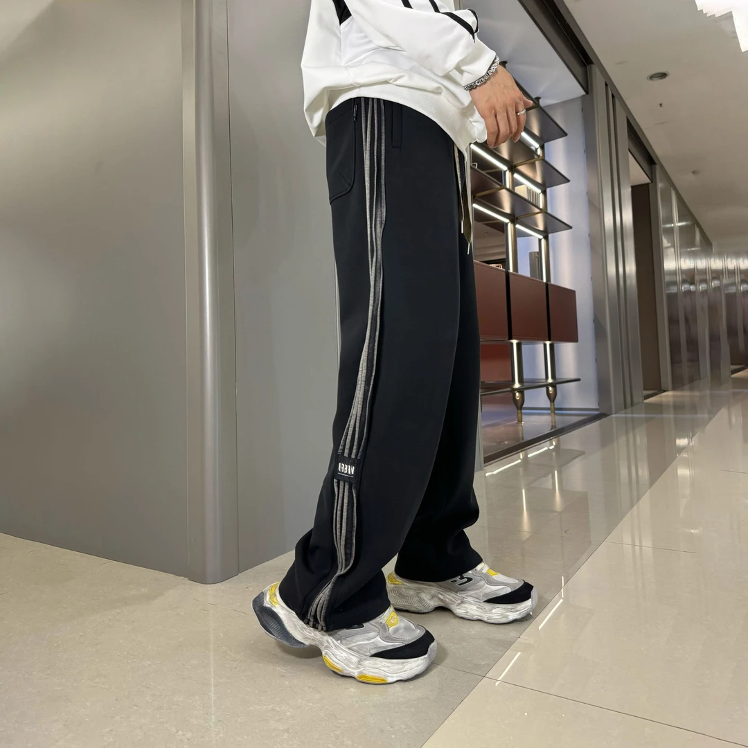 秋冬新款男士潮牌侧边拉链条纹设计感卫裤时尚百搭阔腿直筒休闲裤
