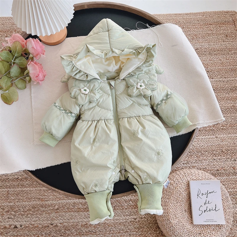 新生儿连体羽绒服加绒加厚保暖卡通清新碎花网纱羽绒爬服1710