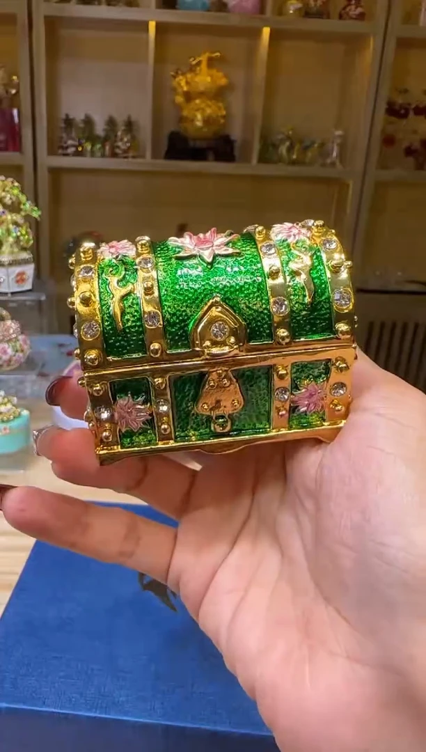 【闪购商品】骨瓷摆件1