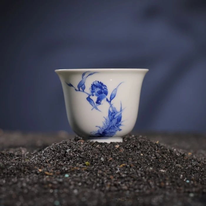 景德镇小桥窑来钟珍藏单翠铃铛杯饮茶器杯子瓷器闻香杯手绘主人杯
