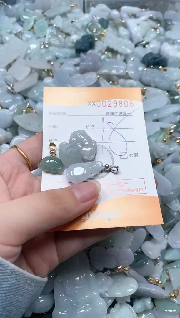 【闪购商品】翡翠颈饰未镶嵌闪购商品0029806
