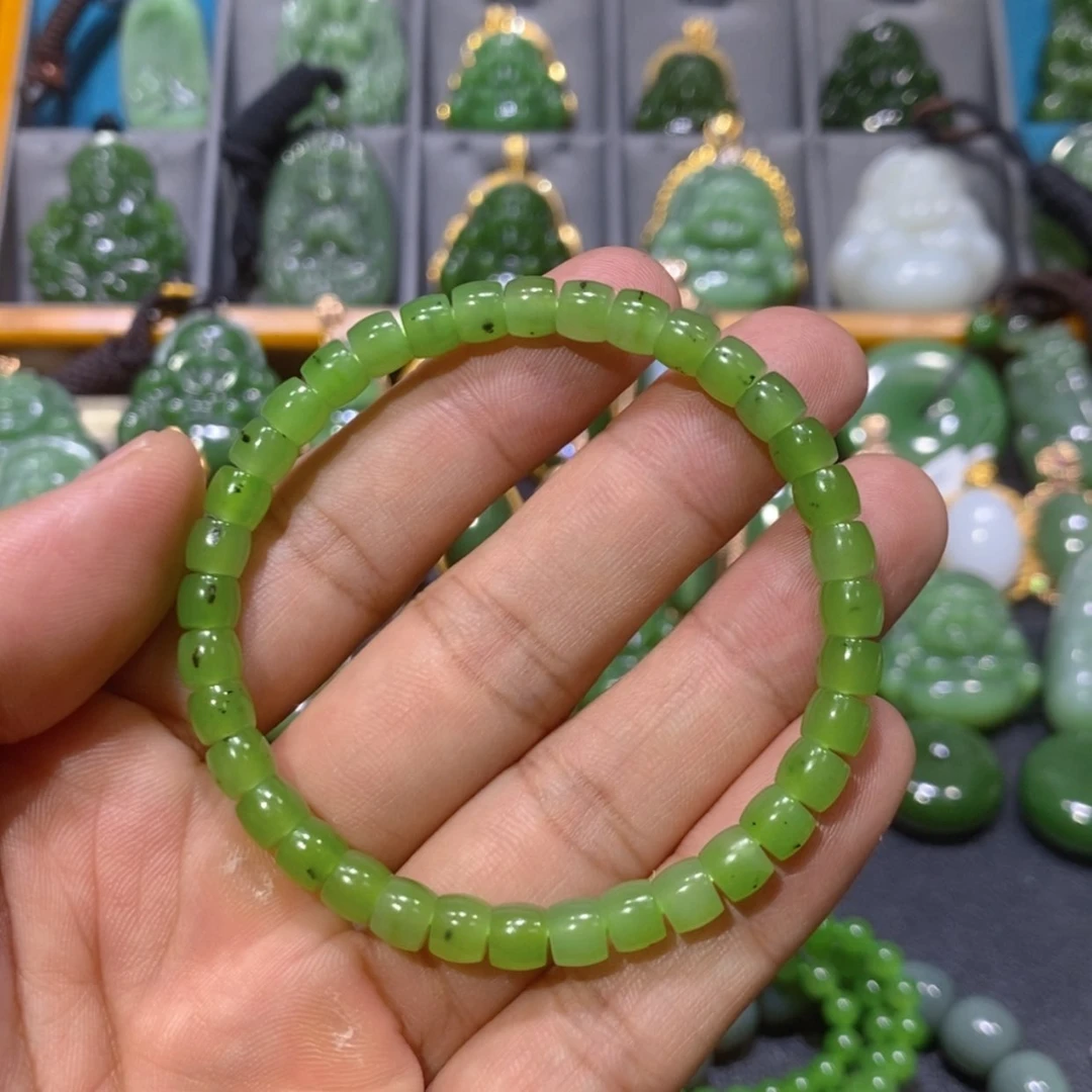 【闪购商品】和田玉吊坠(不含链)未镶嵌苹果绿手串 6