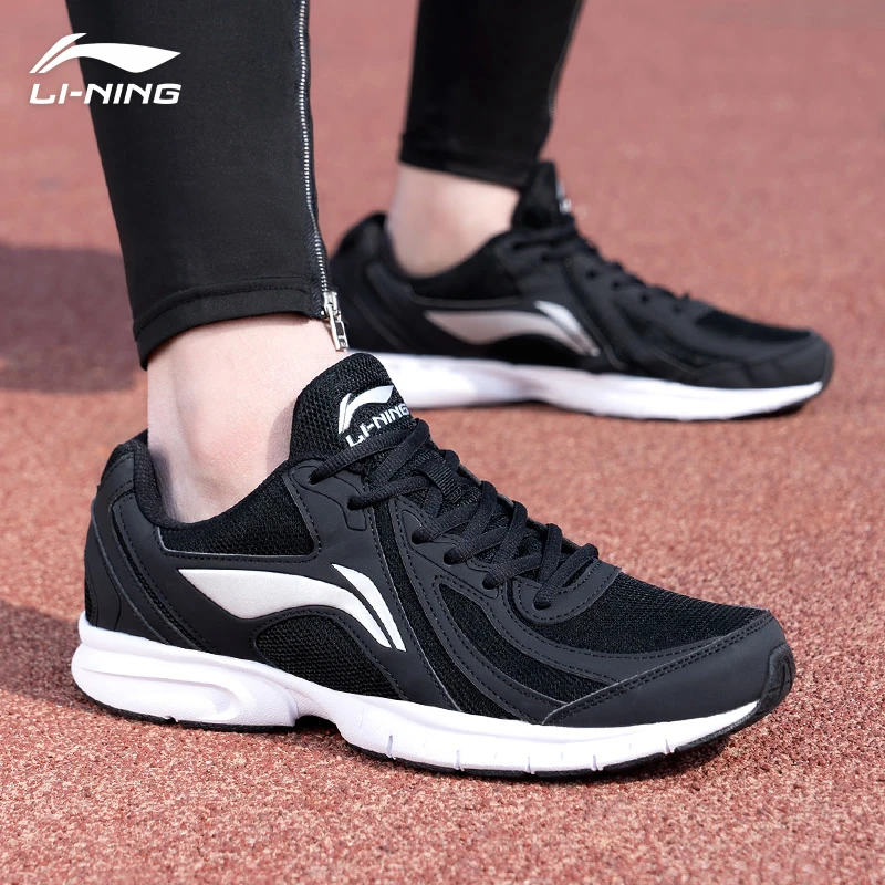 李宁减震跑步鞋男鞋新款男士轻便休闲春季减震网面黑色休闲运动鞋