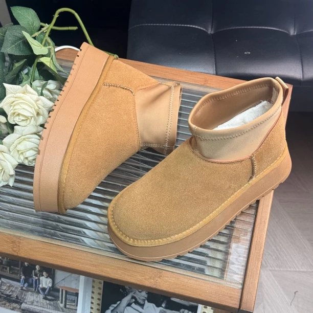 厚底女加绒加厚保暖2024冬季新款百搭软底软料短筒雪地靴