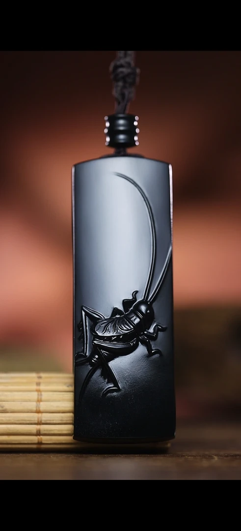 精美和田玉塔青吊坠·大帅