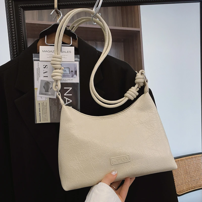 2024春夏新款简约复古女包个性大气百搭休闲单肩斜挎通勤时尚包包