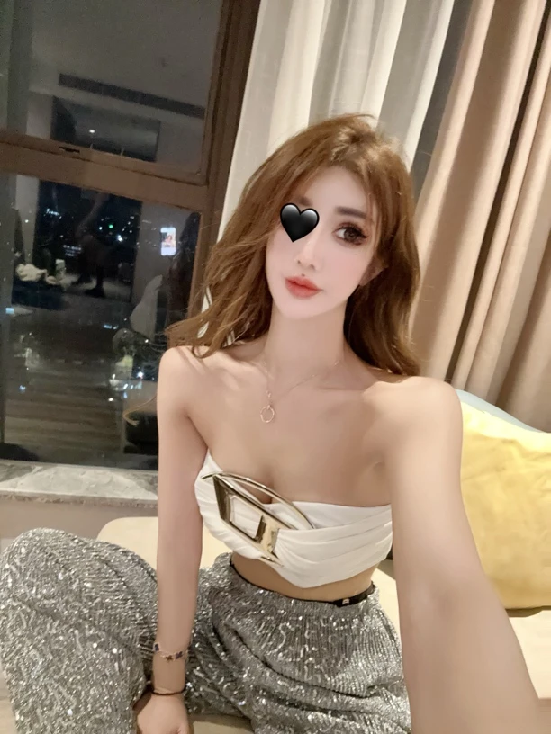 设计师秀款D字辣妹抹胸