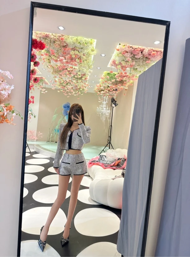 高定“财阀千金”银套装/辣妹