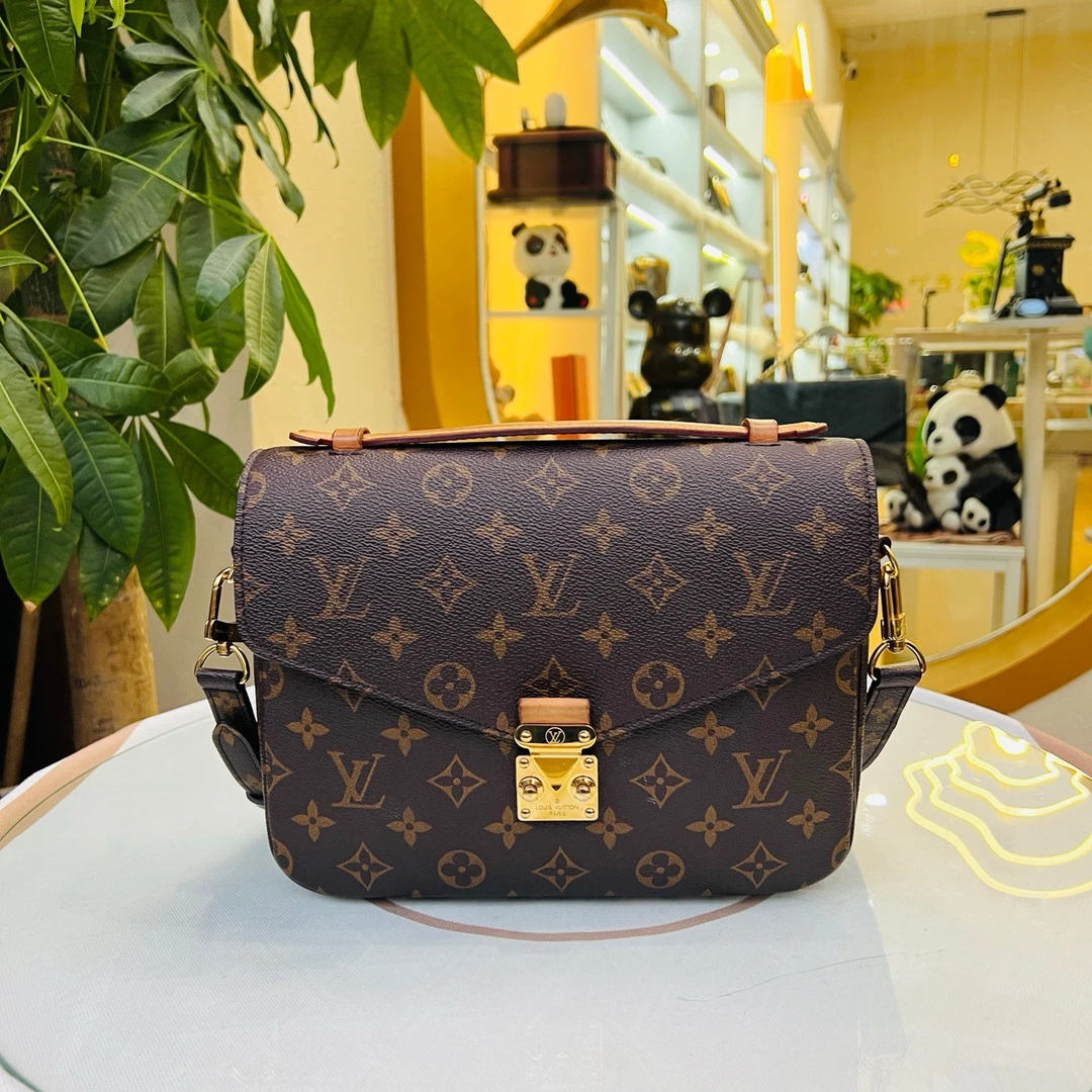 95新 LouisVuitton/路易威登 LV老花邮差包/ZY00627
