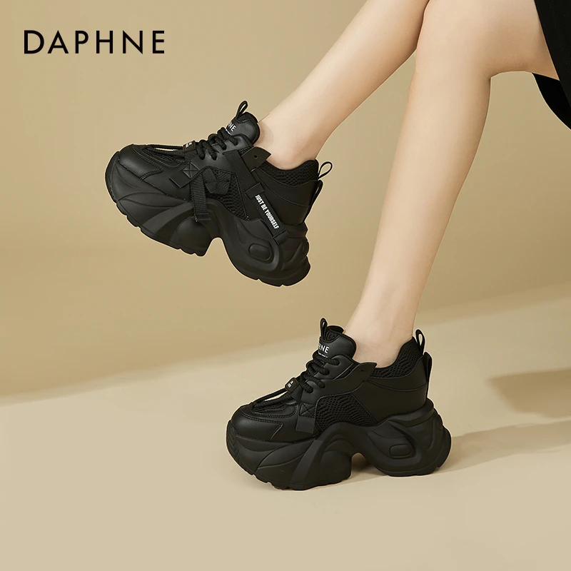 达芙妮小个子内增高老爹鞋女2025新款10cm8cm厚底黑色休闲松糕鞋