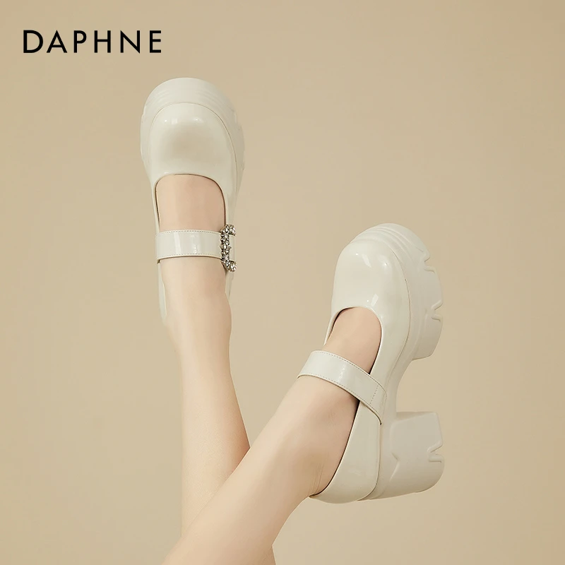 达芙妮白色高跟玛丽珍女鞋2025新款夏季厚底乐福鞋小皮鞋增高单鞋