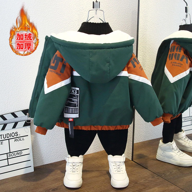 男童外套加绒秋冬装2025新款男宝宝洋气加厚上衣棉衣儿童派克服潮