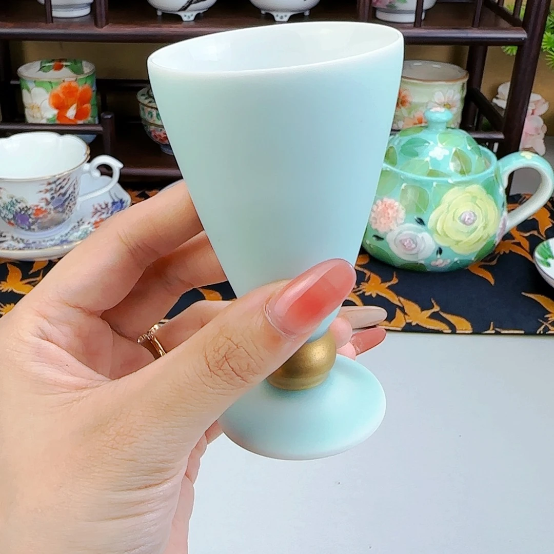 他家瓷器茶具好美！6