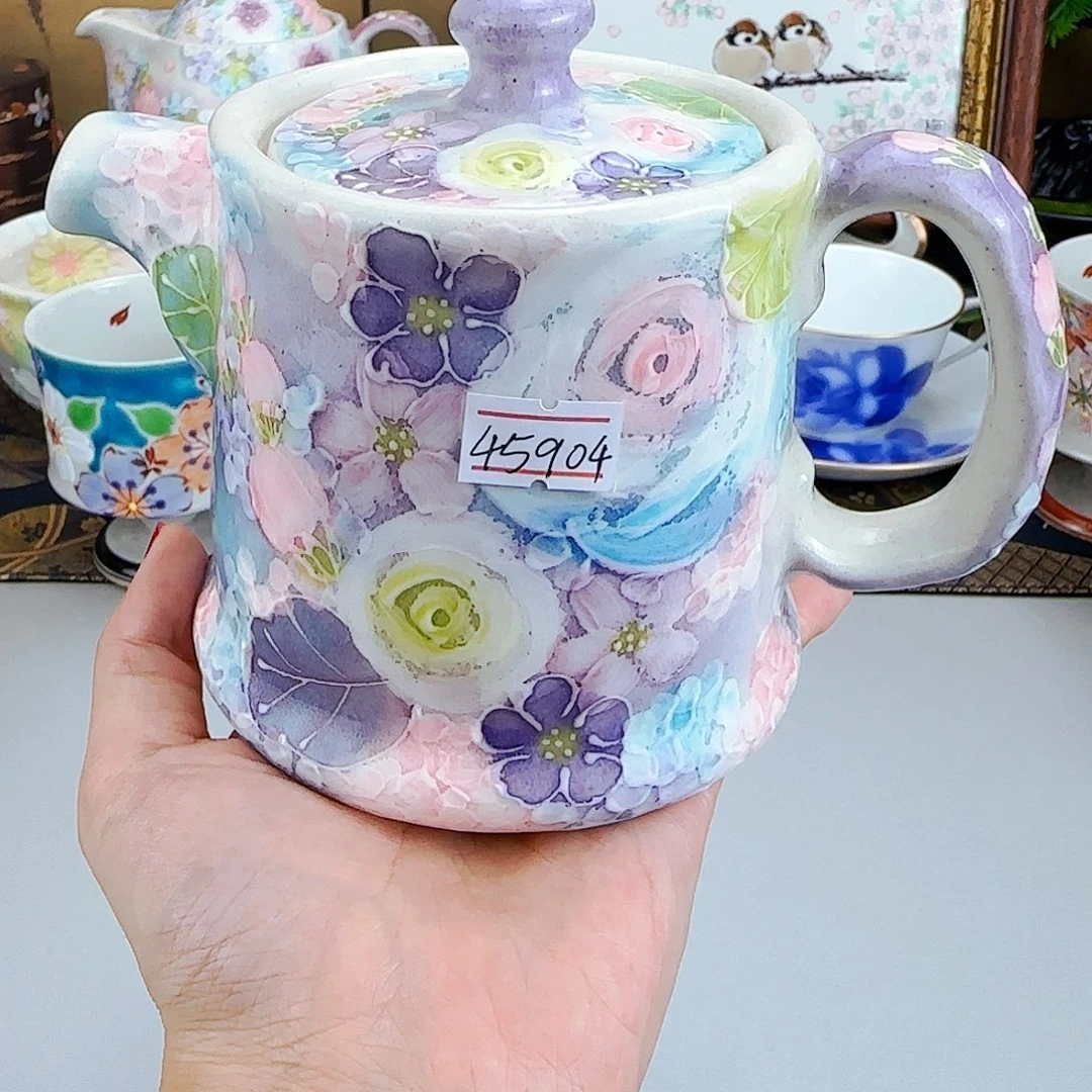 他家瓷器茶具真美