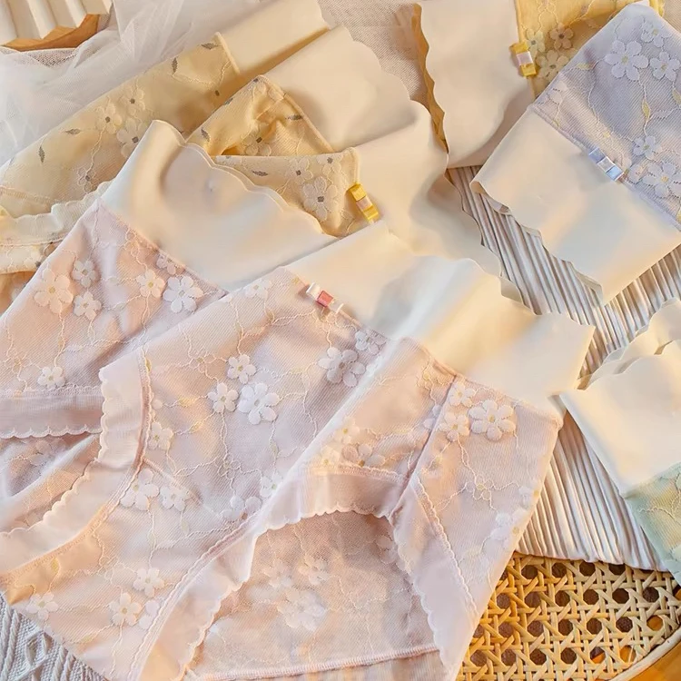 蕾丝内裤女生2023新款中高腰无痕透气性感女士短裤舒适薄款