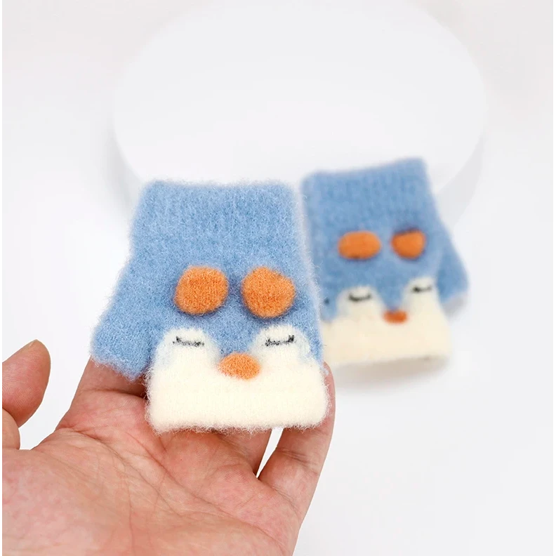 宝宝小手套0-2岁婴幼儿男女秋冬季加绒手套小童保暖半指手套T660